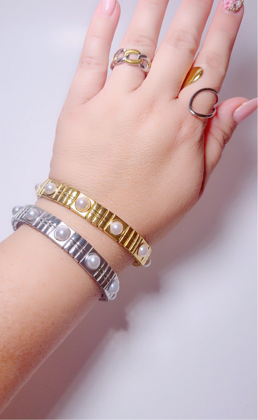 Pearl Bracelet