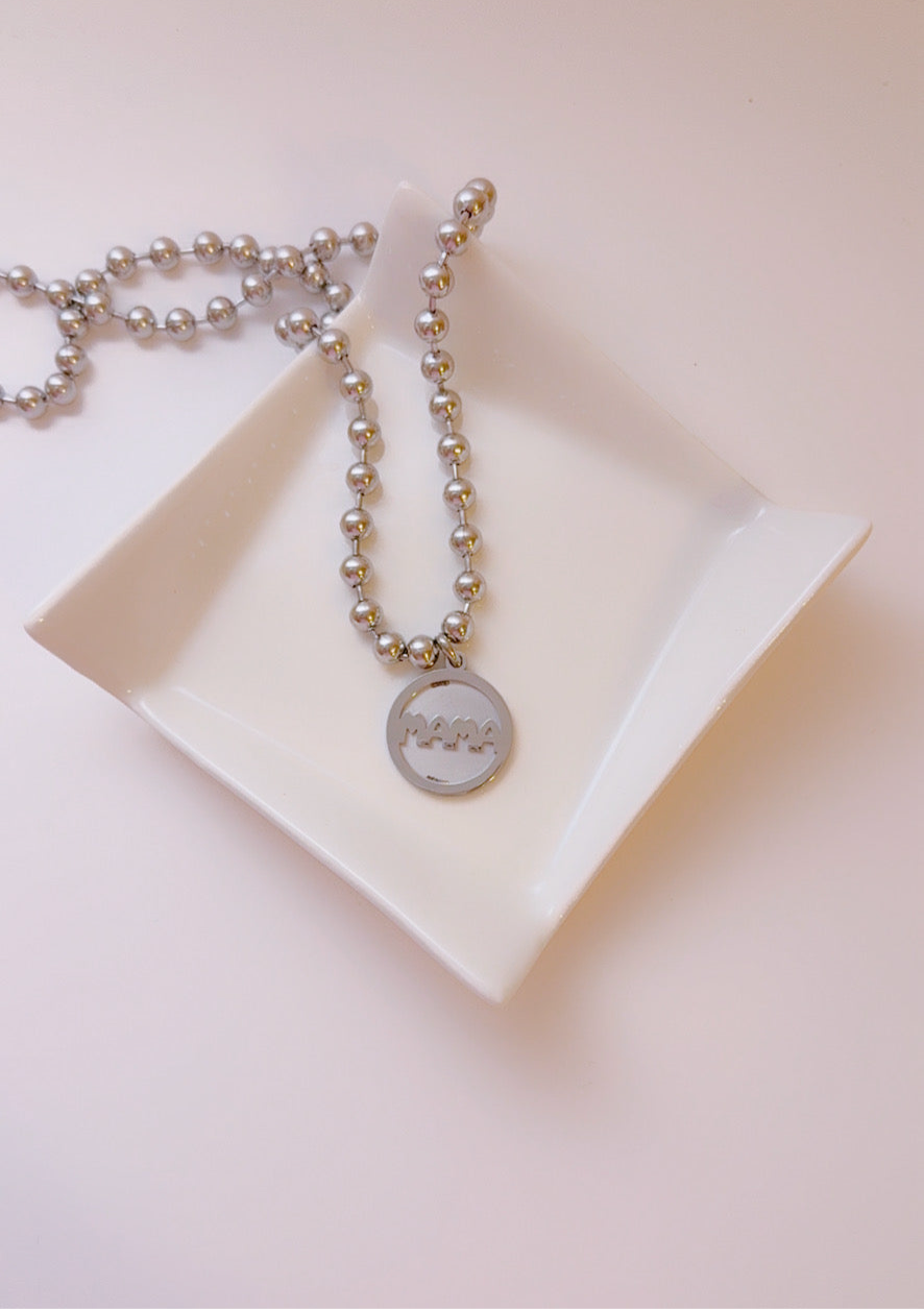 Mamá Necklace